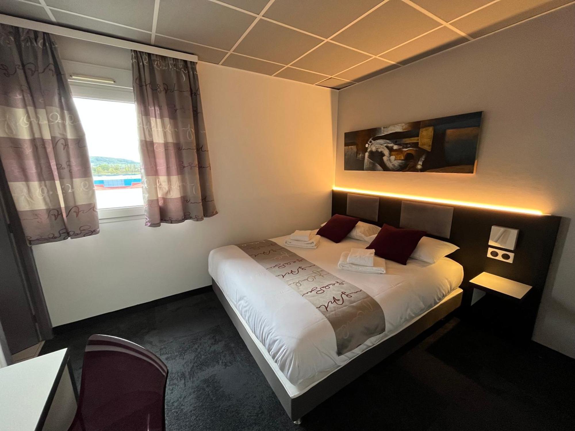 Brit Hotel Le Vesoul Eksteriør billede