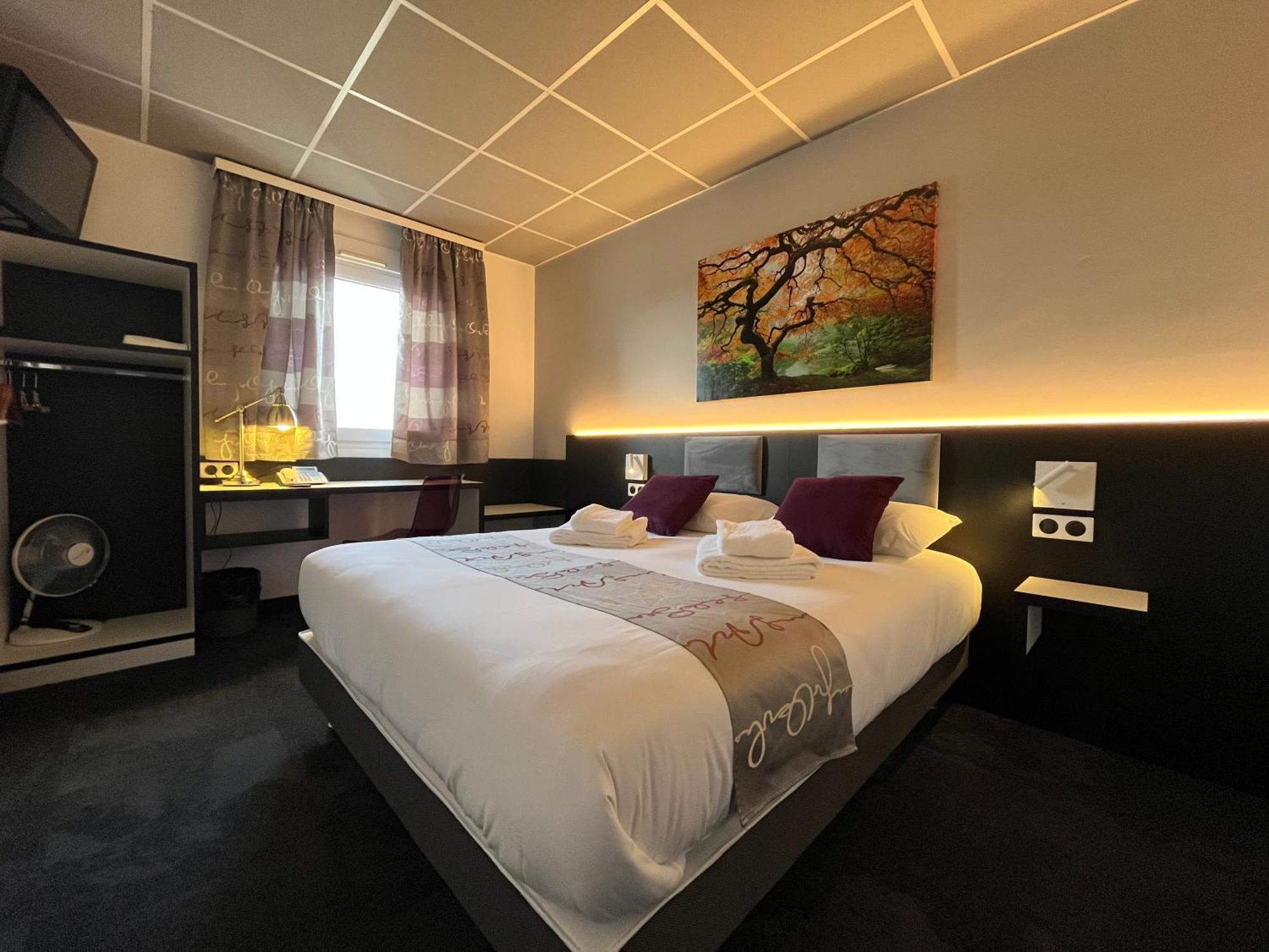 Brit Hotel Le Vesoul Eksteriør billede