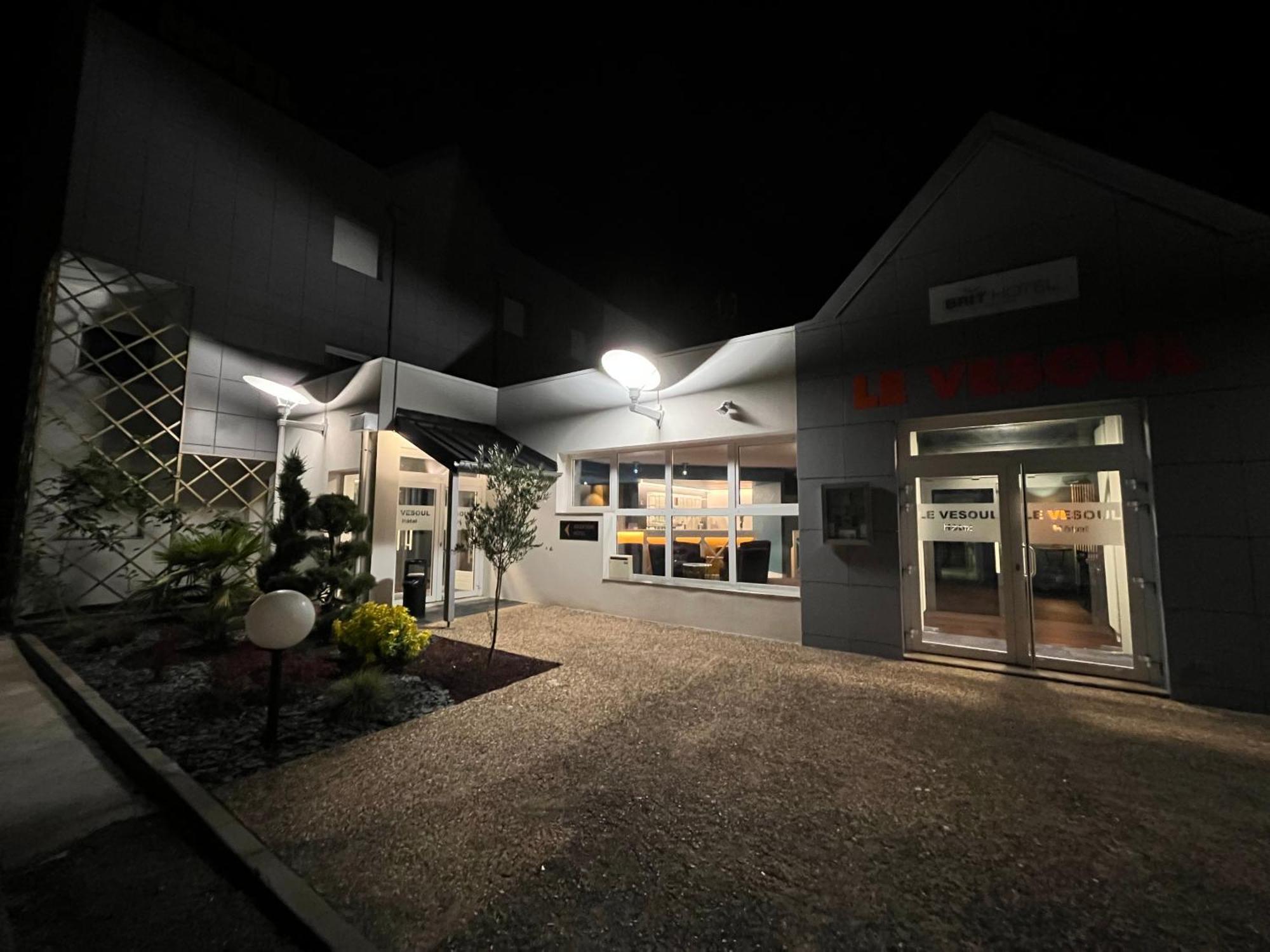 Brit Hotel Le Vesoul Eksteriør billede